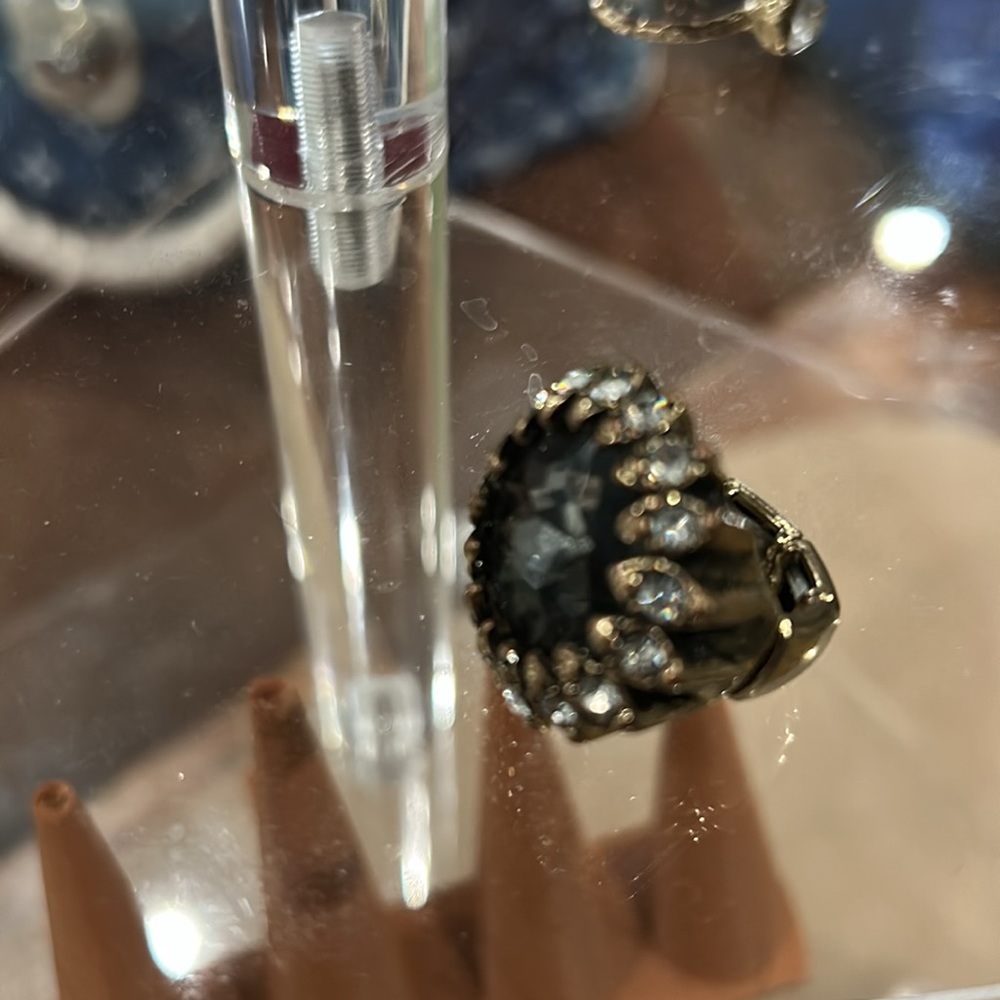 Statement-Making Rings designer style ring - Picture 4 of 4